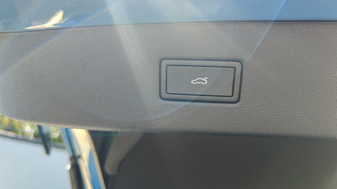 Ford Capri 210kW Collection 79kWh 5dr Auto Electric Estate - Image 37